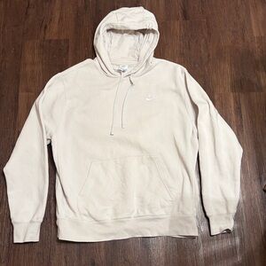 Nike cream pullover sweatshirt hoodie men’s sz M
80% cotton EUC